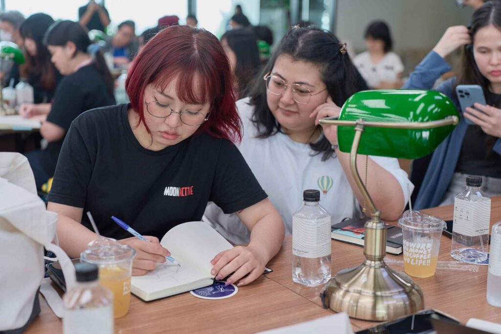 Niramit Creations | Unleash Your Creativity in a Dynamic and Inspiring Art Jam Niramit Creations | Unleash Your Creativity in a Dynamic and Inspiring Art Jam