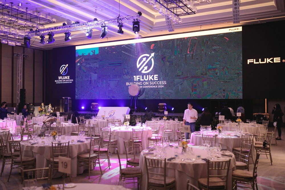 Corporate distributor conference gala dinner stage at Conrad Bangkok, planned and managed by Niramit Creations Thailand.