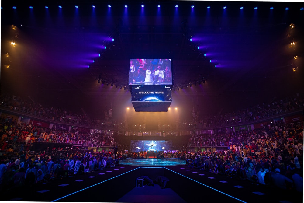Corporate business convention main stage at IMPACT Challenger Bangkok, managed by Niramit Creations Thailand.