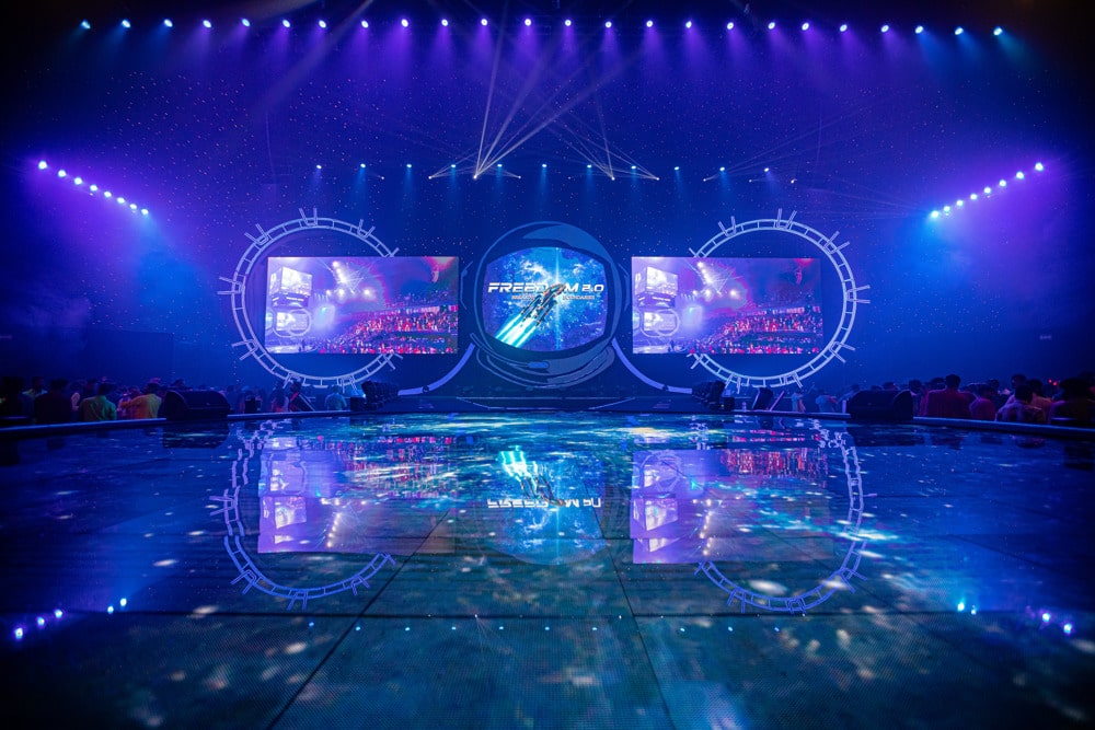 Corporate business convention main stage at IMPACT Challenger Bangkok, managed by Niramit Creations Thailand.