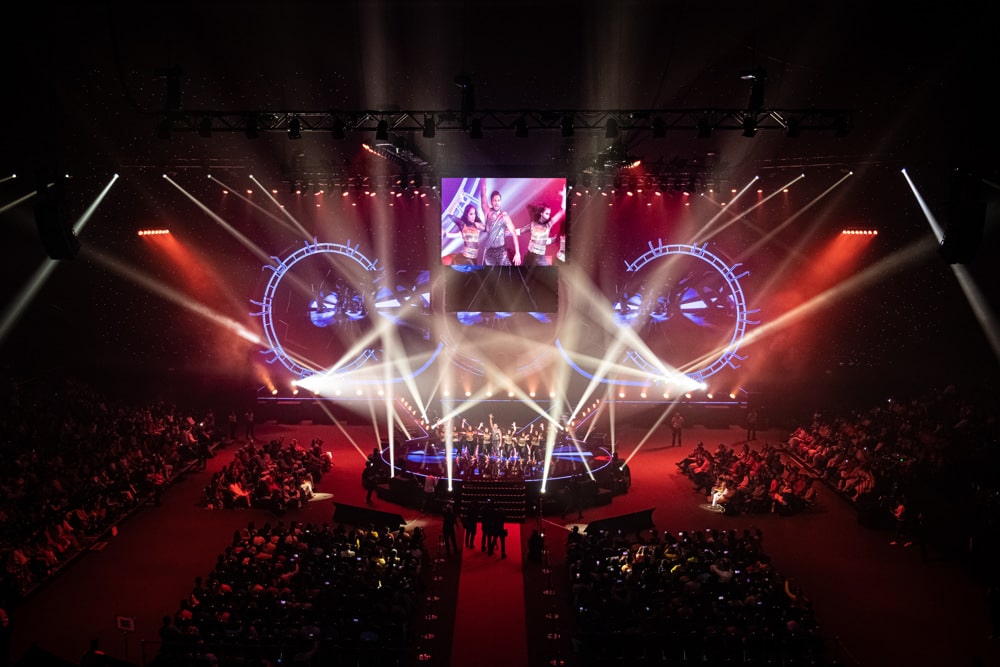 Corporate business convention main stage at IMPACT Challenger Bangkok, managed by Niramit Creations Thailand.