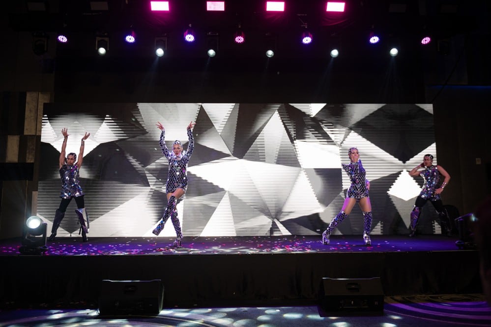 The Annual Global Economics Awards 2024 — dance troupe stage 03 at W Bangkok Hotel, Bangkok. Corporate event by Niramit Creations Thailand.